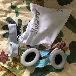 noise block earphone. newborn-3y